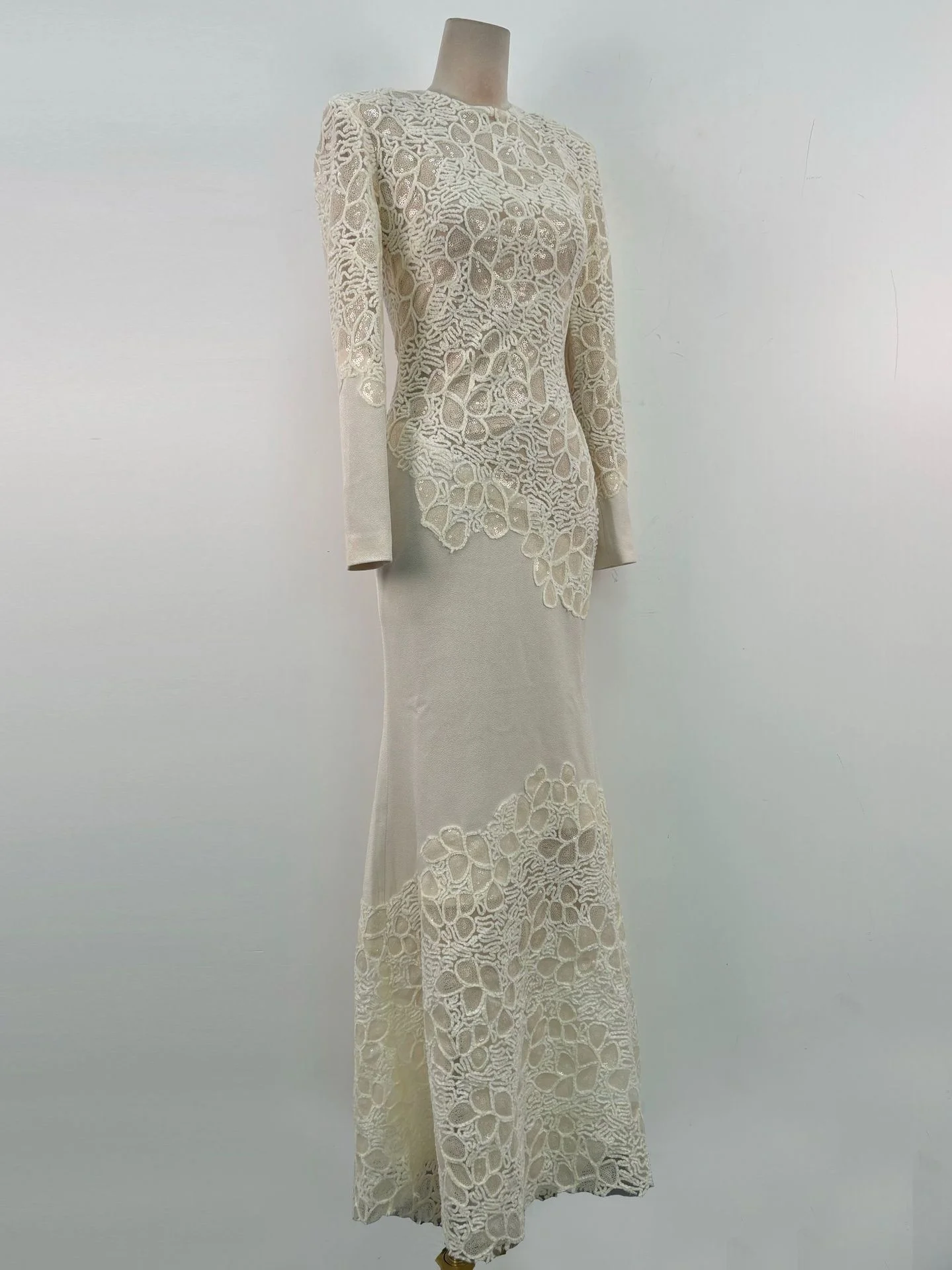 Solid Slimming Elegant Dresses For Women Round Neck Long Sleeves Sequin Hollow Out Temperament Fishtail Dress Female 2025 New