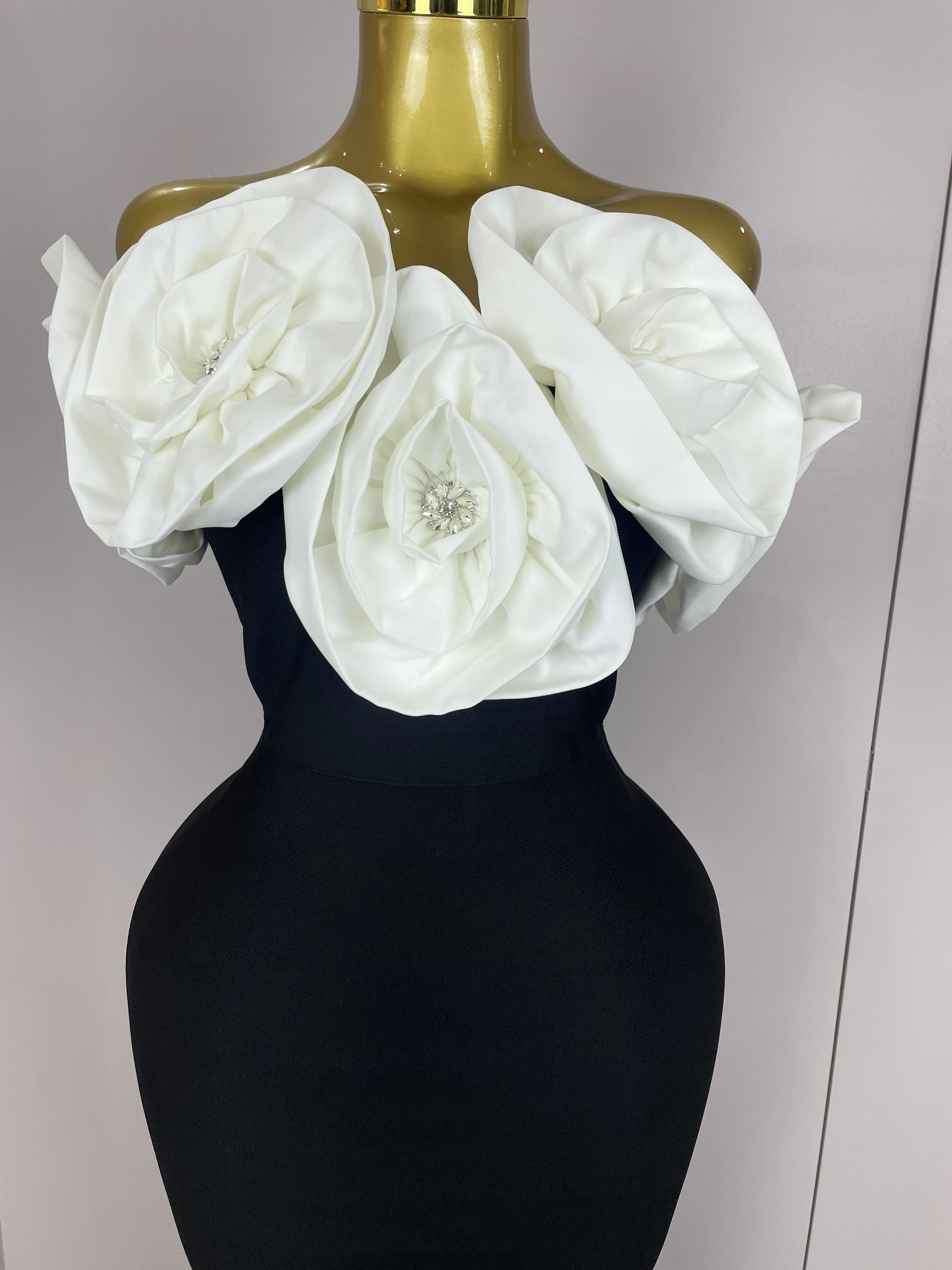 New Stereoscopic Red Flowers Sexy Off The Shoulder Ankle Lenght Bandage Dress Woman Birthday Party Vestido Wedding Party Outfit New Stereoscopic Red Flowers Sexy Off The Shoulder Ankle Lenght Bandage Dress Woman Birthday Party Vestido Wedding Party Outfit