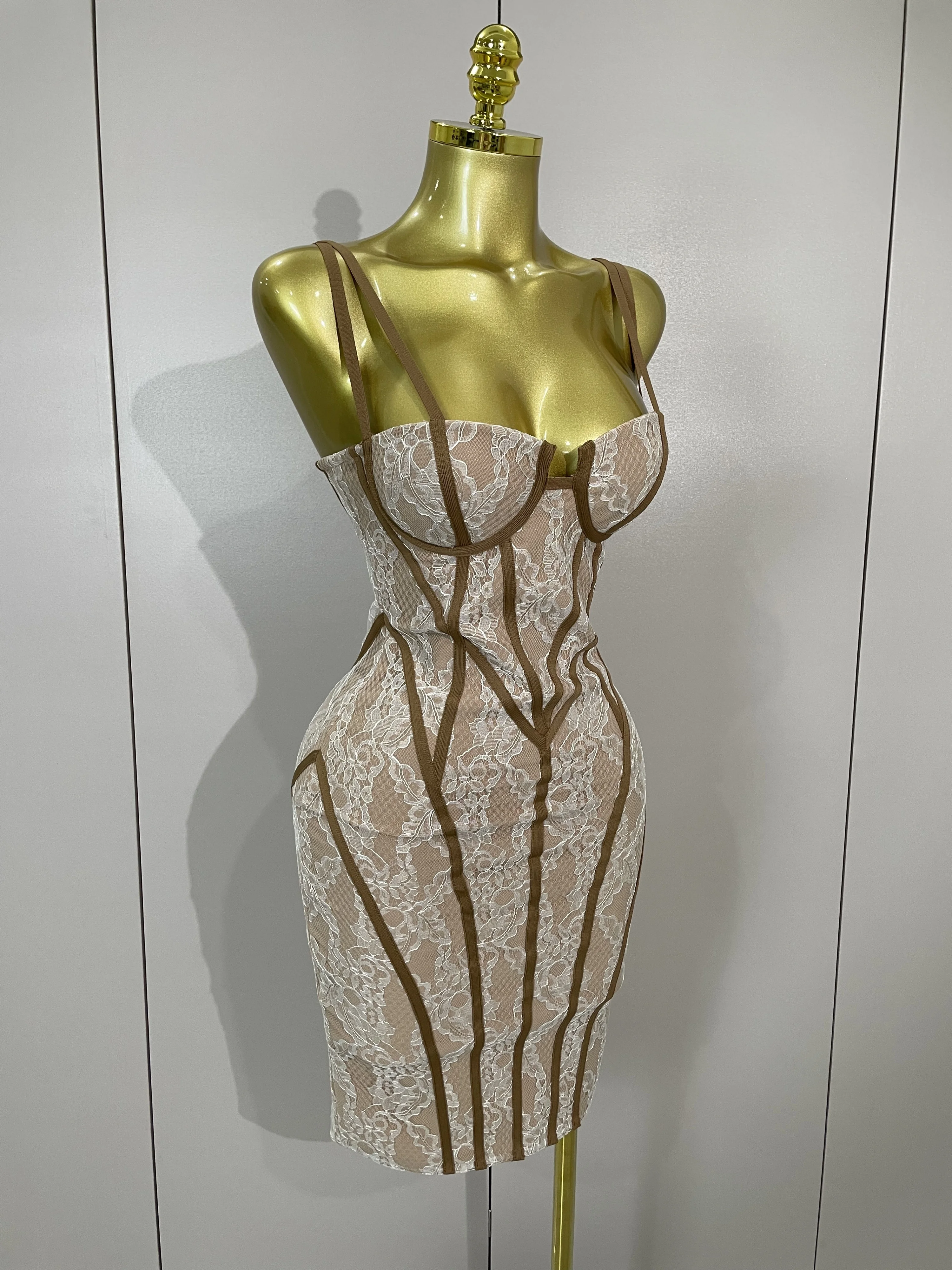 2025 New Women's Party Dress Original Design Camisole Lace Backless Evening Party Birthday Gowns Night Club Show Wear Vestido