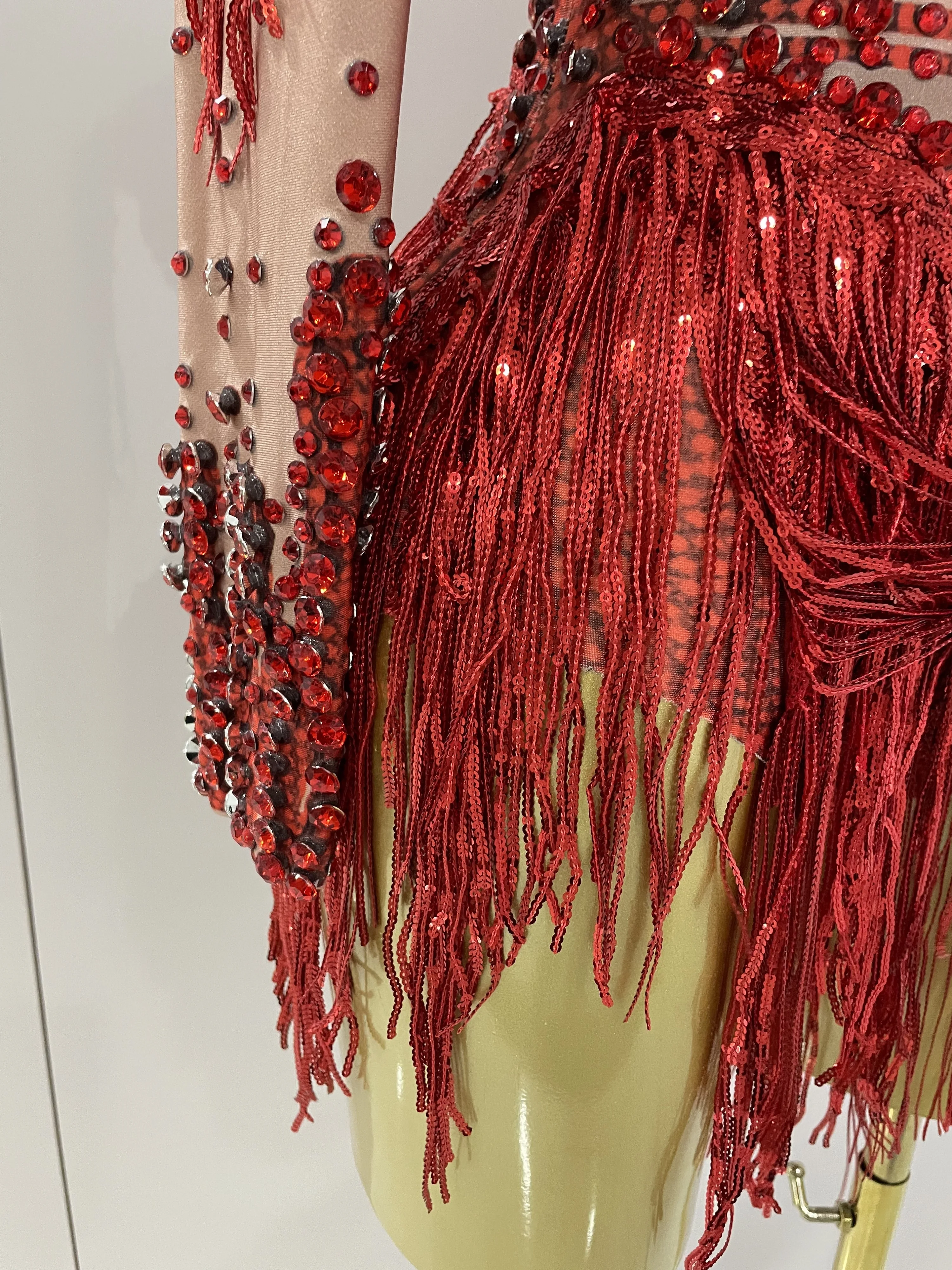 Sparkly Rhinestone Sequin Tassel Stretch Bodysuits 2025 New Arrival Women Birthday Party Nightclub Dj Stage Performance Costume