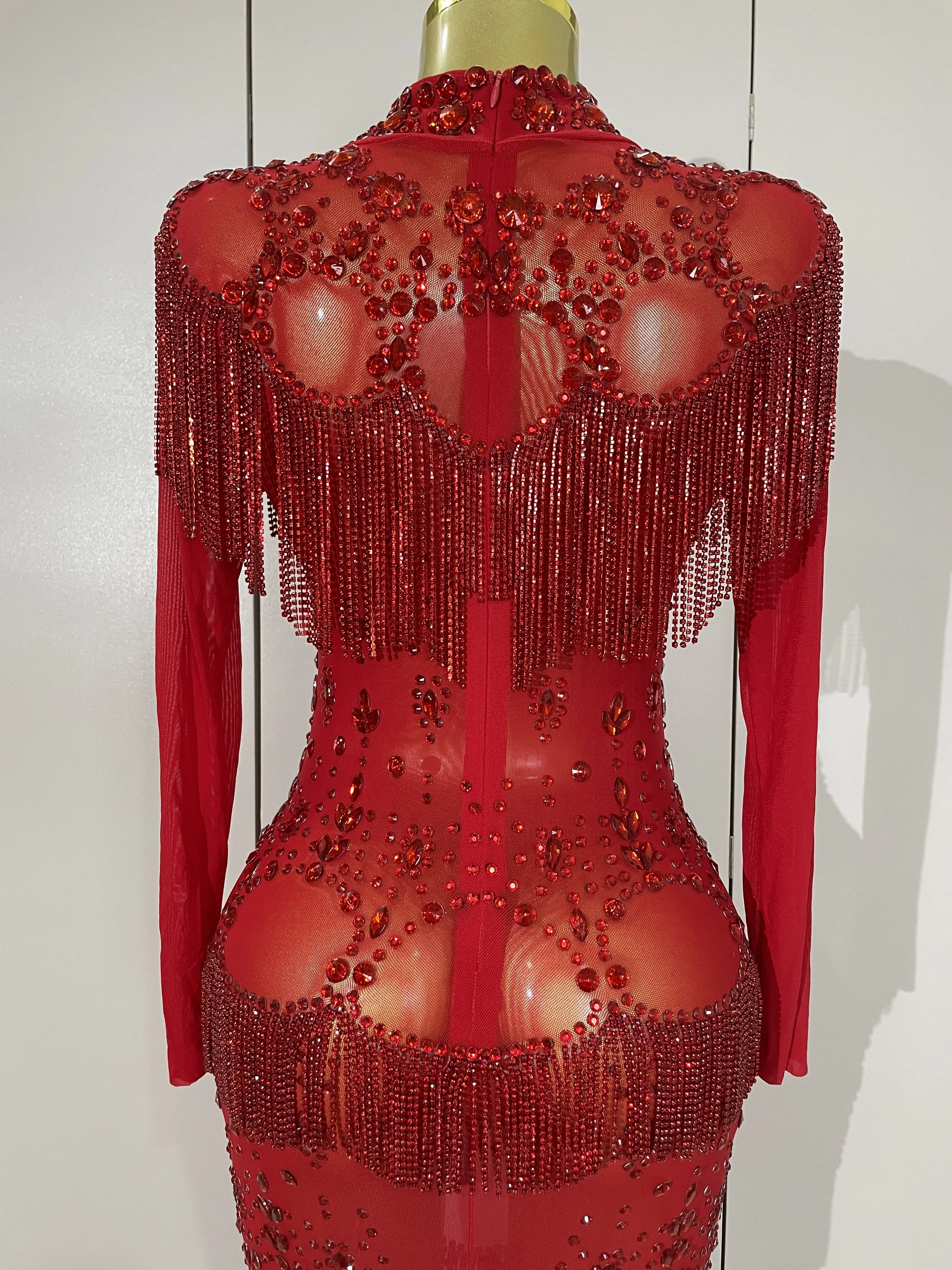 Stock Sparkle Red Rhinestones Tassel Chain Sexy Mesh Long Dress 2025 Women Evening Luxury Birthday Party Nightclub Stage Costume