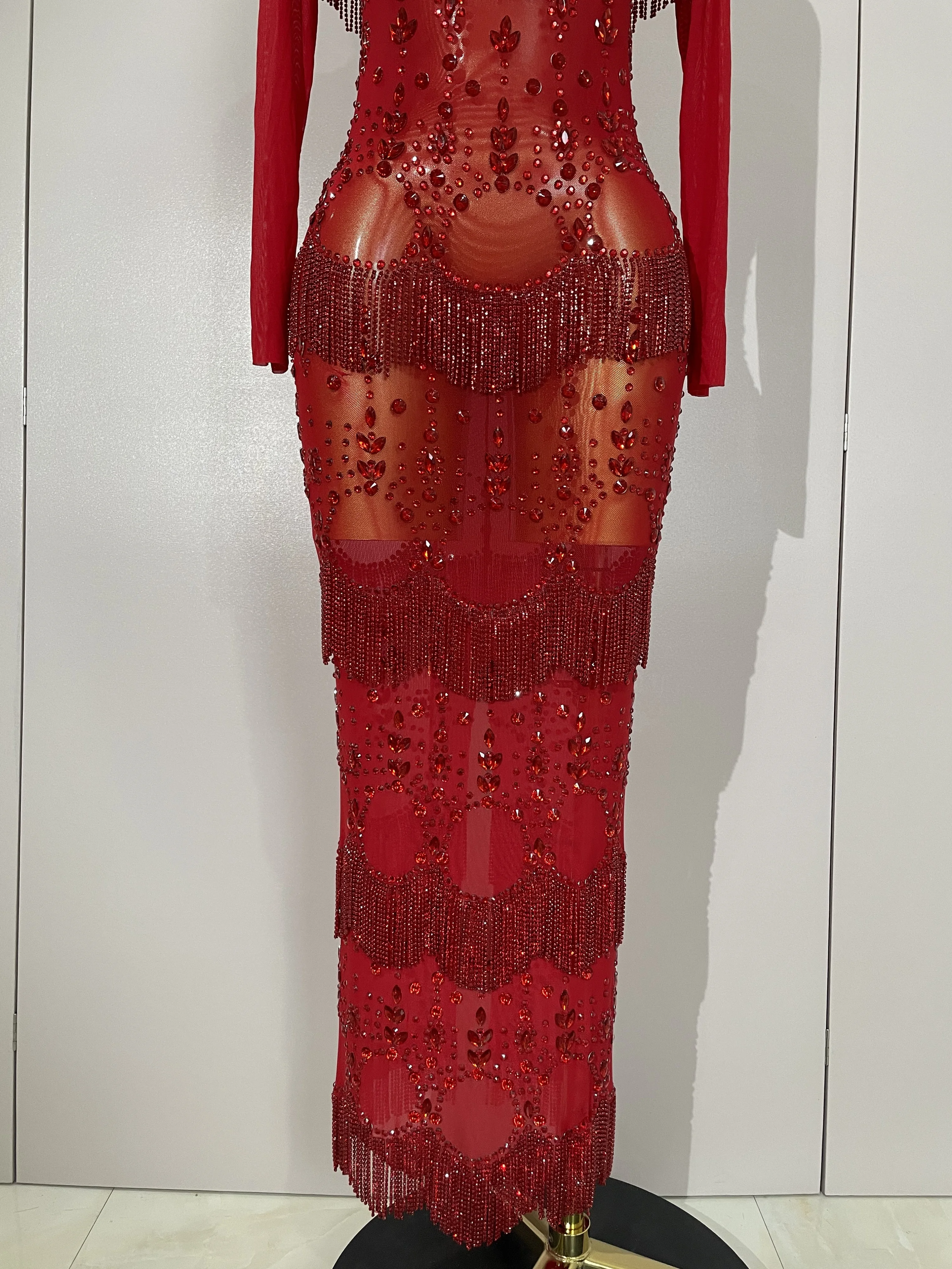 Stock Sparkle Red Rhinestones Tassel Chain Sexy Mesh Long Dress 2025 Women Evening Luxury Birthday Party Nightclub Stage Costume
