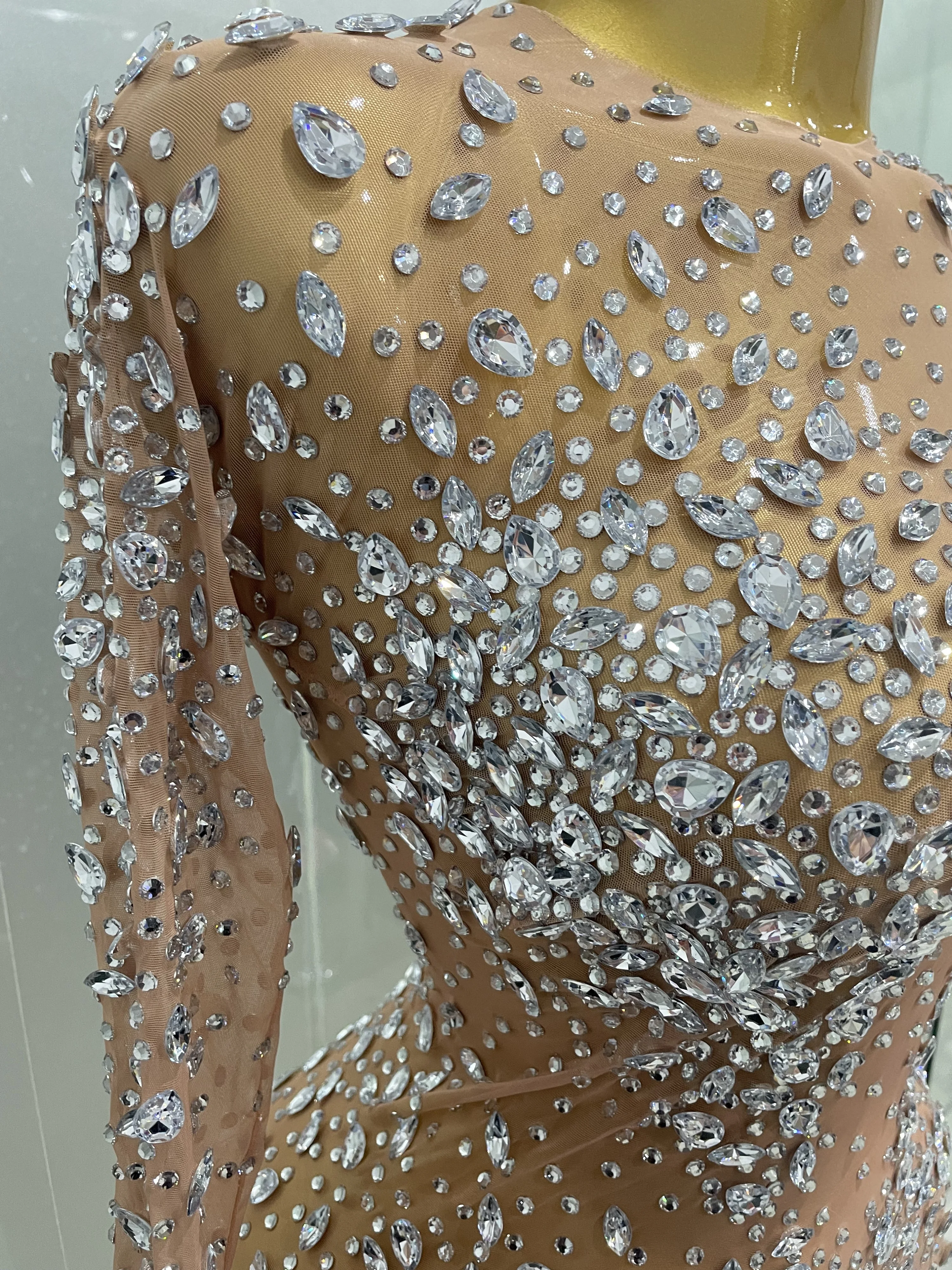 Sexy Shinny Rhinestone Stretch Mesh Transparent Long Dress 2025New Women Evening Birthday Party Prom Nightclub Singer Stage Wear Sexy Shinny Rhinestone Stretch Mesh Transparent Long Dress 2025New Women Evening Birthday Party Prom Nightclub Singer Stage Wear