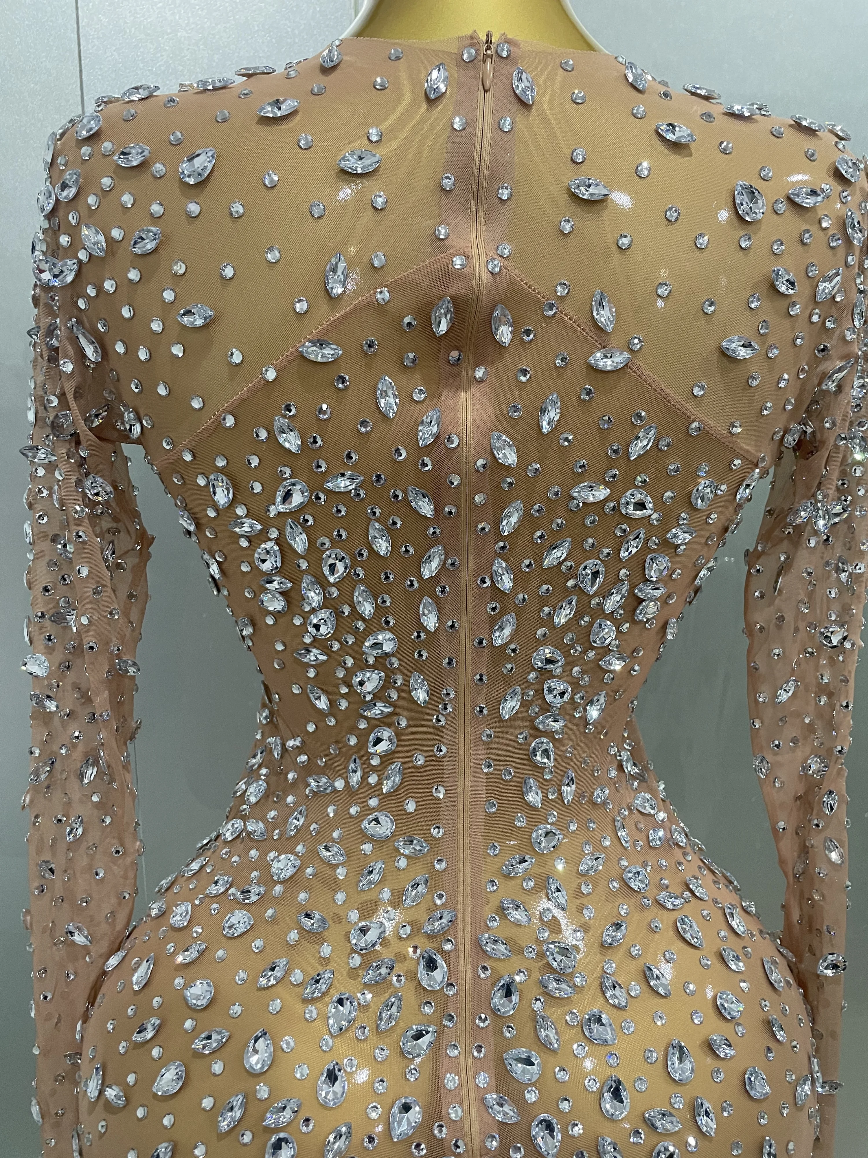 Sexy Shinny Rhinestone Stretch Mesh Transparent Long Dress 2025New Women Evening Birthday Party Prom Nightclub Singer Stage Wear Sexy Shinny Rhinestone Stretch Mesh Transparent Long Dress 2025New Women Evening Birthday Party Prom Nightclub Singer Stage Wear