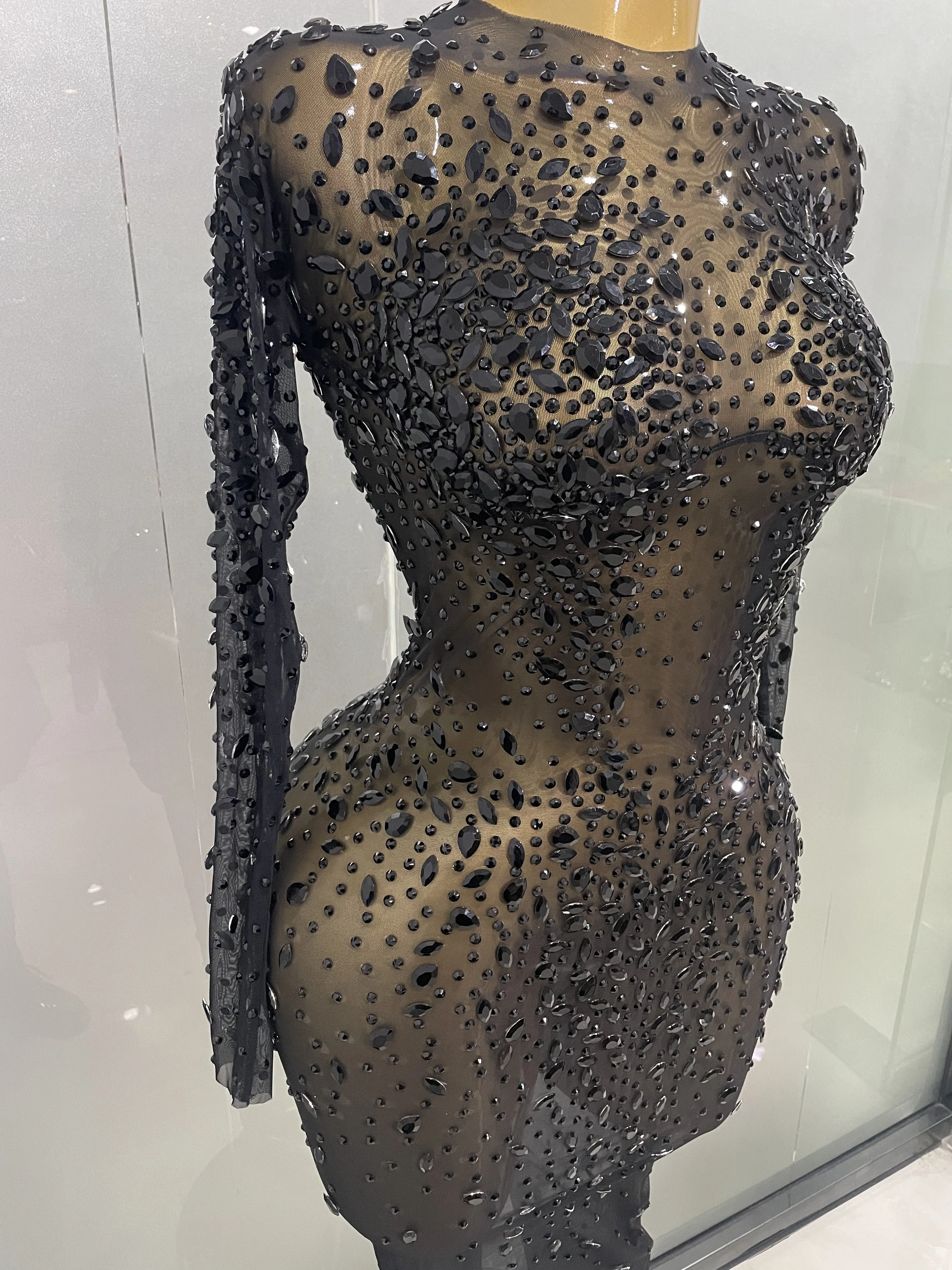 Sexy Shinny Rhinestone Stretch Mesh Transparent Long Dress 2025New Women Evening Birthday Party Prom Nightclub Singer Stage Wear Sexy Shinny Rhinestone Stretch Mesh Transparent Long Dress 2025New Women Evening Birthday Party Prom Nightclub Singer Stage Wear