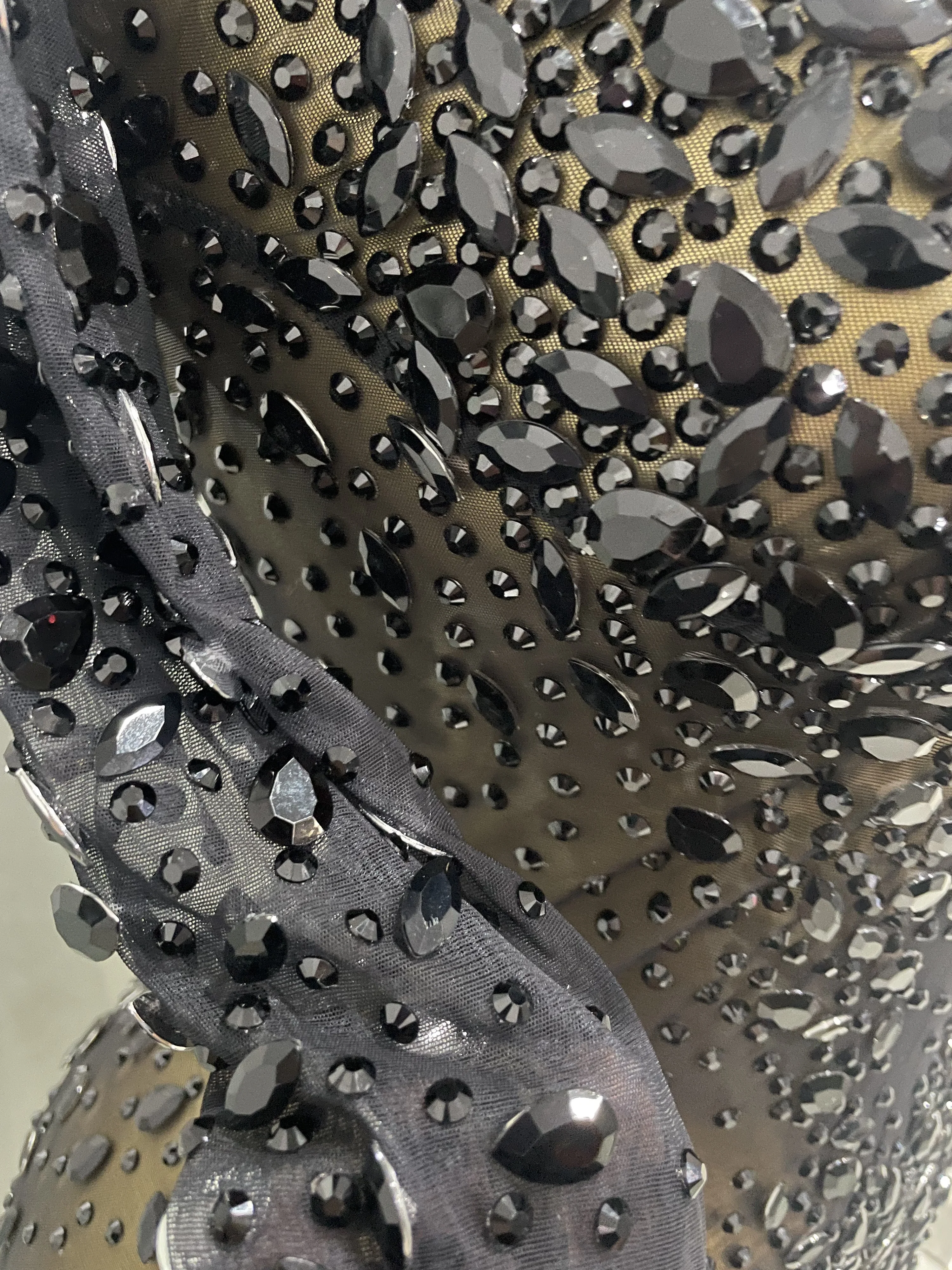 Sexy Shinny Rhinestone Stretch Mesh Transparent Long Dress 2025New Women Evening Birthday Party Prom Nightclub Singer Stage Wear Sexy Shinny Rhinestone Stretch Mesh Transparent Long Dress 2025New Women Evening Birthday Party Prom Nightclub Singer Stage Wear