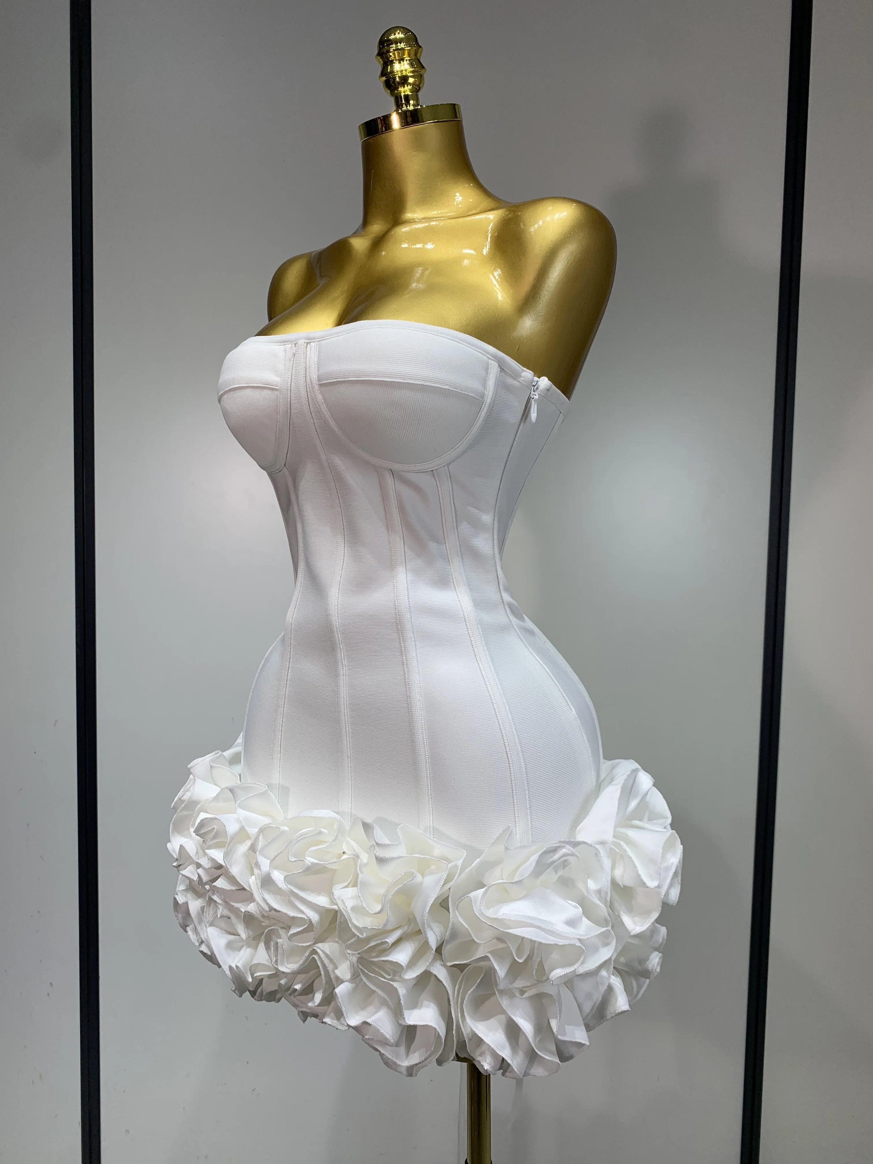 Women Sexy Strapless Backless Flower Embellished Mini Bandage Dress Bodycon Celebrity Party Cocktail Evening Party Club Dresses Women Sexy Strapless Backless Flower Embellished Mini Bandage Dress Bodycon Celebrity Party Cocktail Evening Party Club Dresses