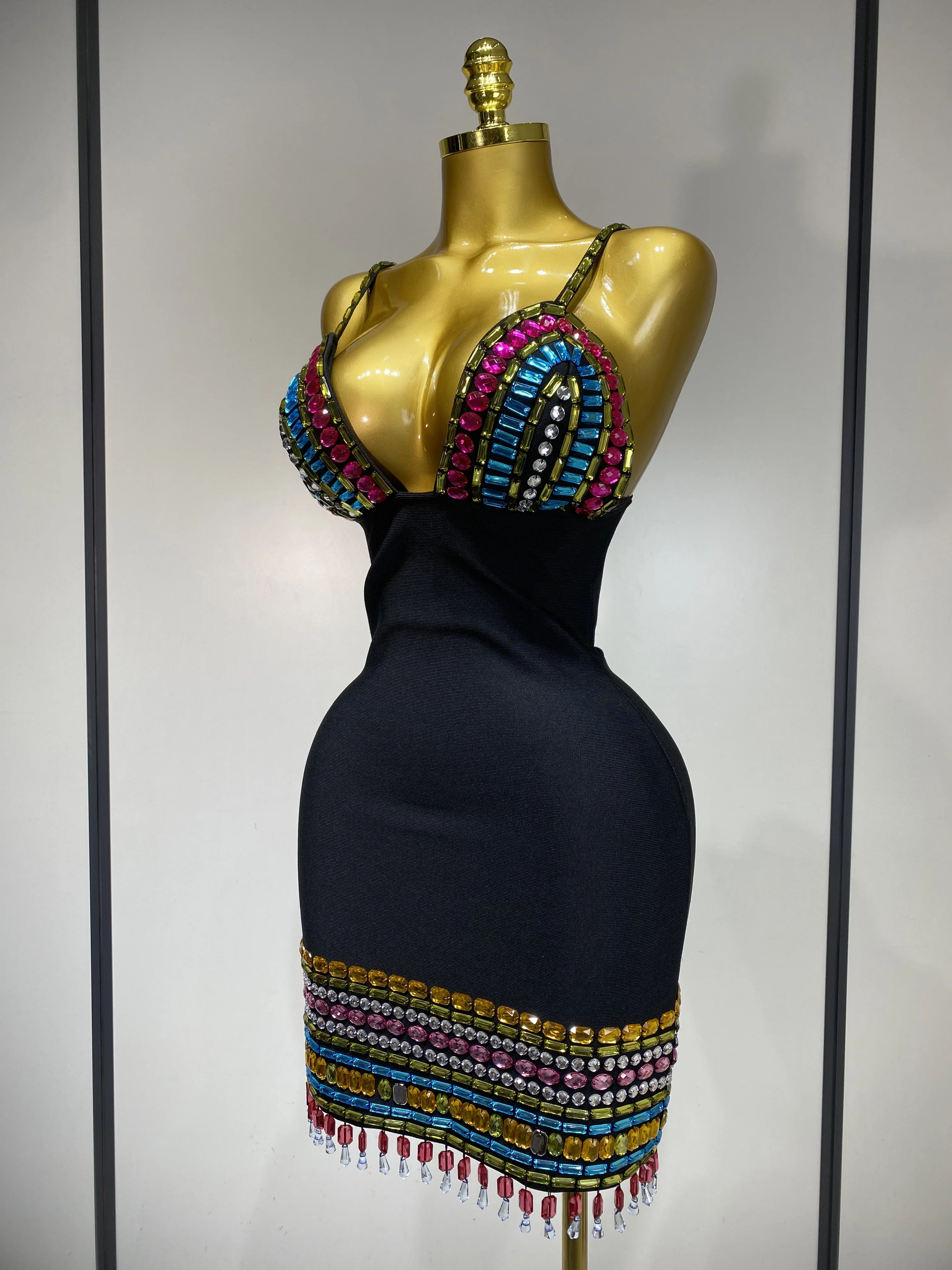 Sparkly Colorful Diamonds V Neck Black Bodycon Bandage Dress 2025 Celebrity Elegant Evening Club Party Luxury Birthday Dresses Sparkly Colorful Diamonds V Neck Black Bodycon Bandage Dress 2025 Celebrity Elegant Evening Club Party Luxury Birthday Dresses