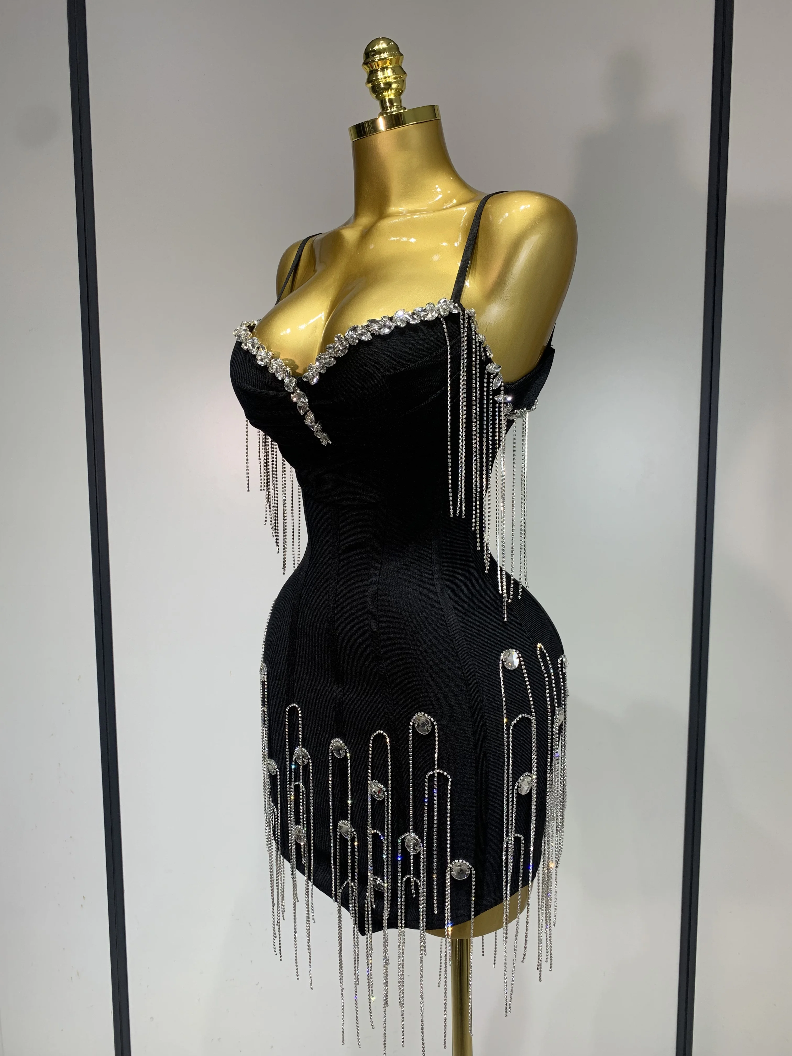 Sexy Backless Spaghetti Strap Bodycon Sleeveless Bandage Dress Elegant Prom Gown Club Evening Party Luxury Birthday Dresses