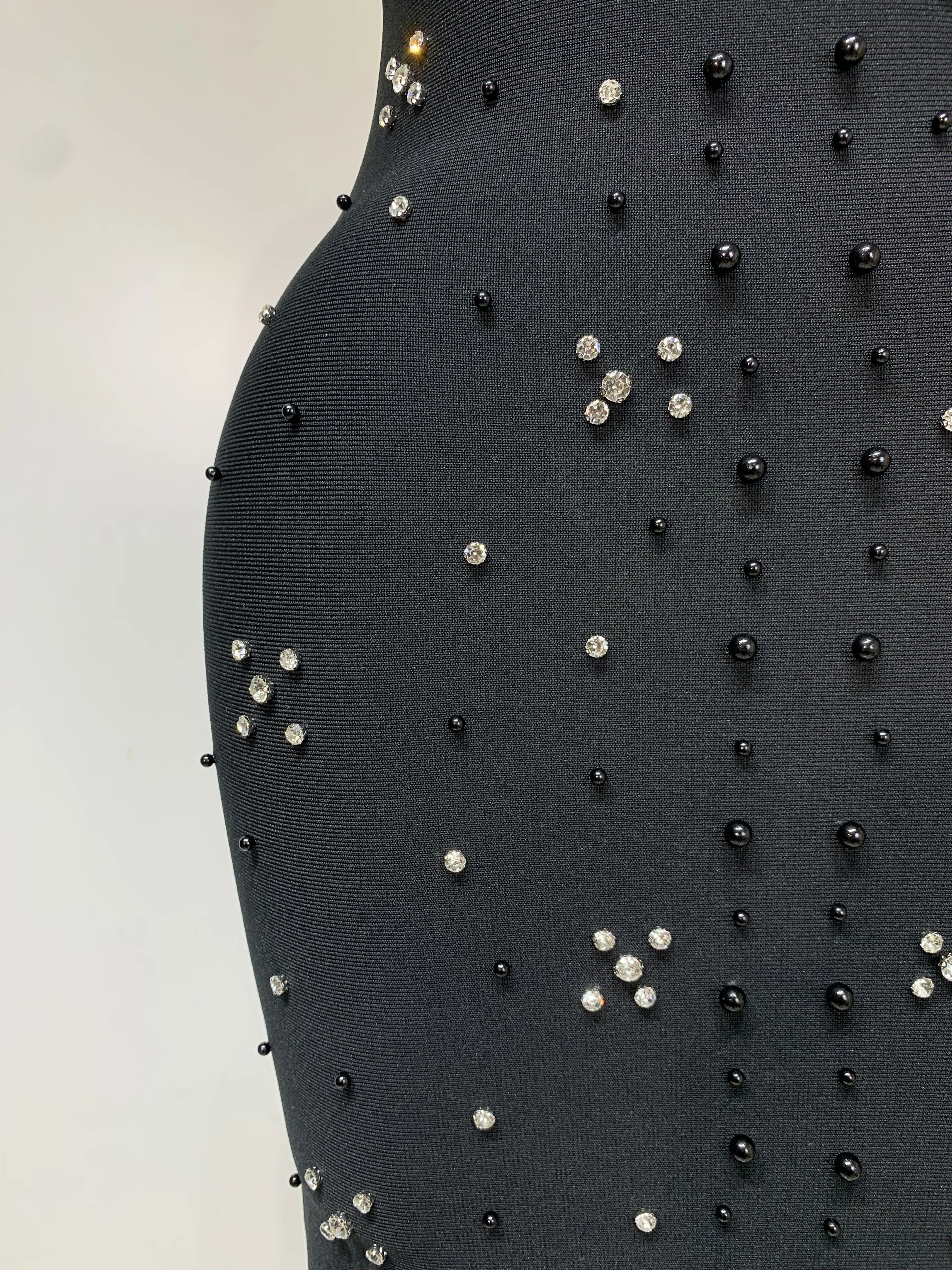 Women Sexy Halter Backless Shiny Rhinestone Pearl Bodycon Bandage Dress Celebirty Elegant Evening Party Luxury Birthday Dress Women Sexy Halter Backless Shiny Rhinestone Pearl Bodycon Bandage Dress Celebirty Elegant Evening Party Luxury Birthday Dress