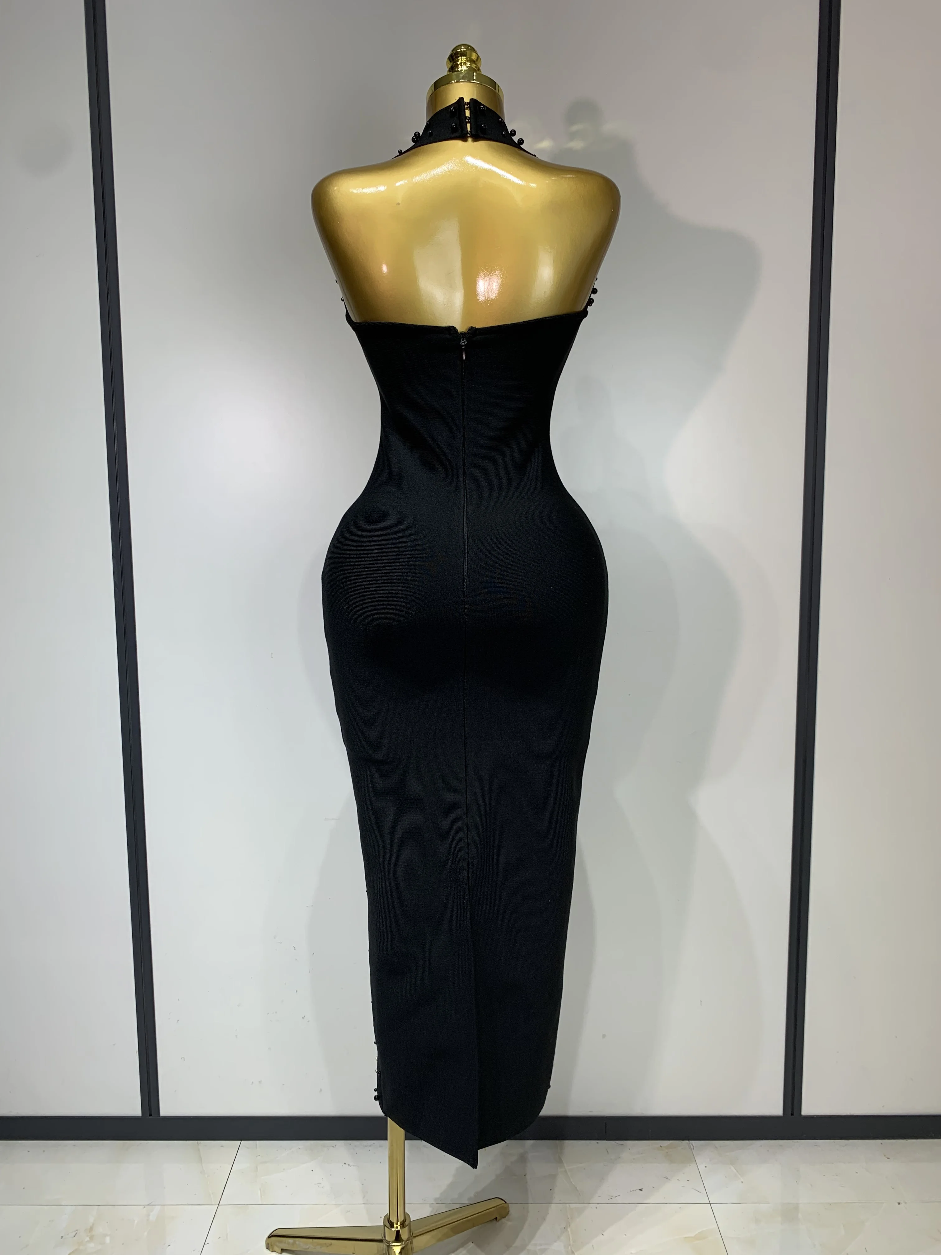 Women Sexy Halter Backless Shiny Rhinestone Pearl Bodycon Bandage Dress Celebirty Elegant Evening Party Luxury Birthday Dress Women Sexy Halter Backless Shiny Rhinestone Pearl Bodycon Bandage Dress Celebirty Elegant Evening Party Luxury Birthday Dress