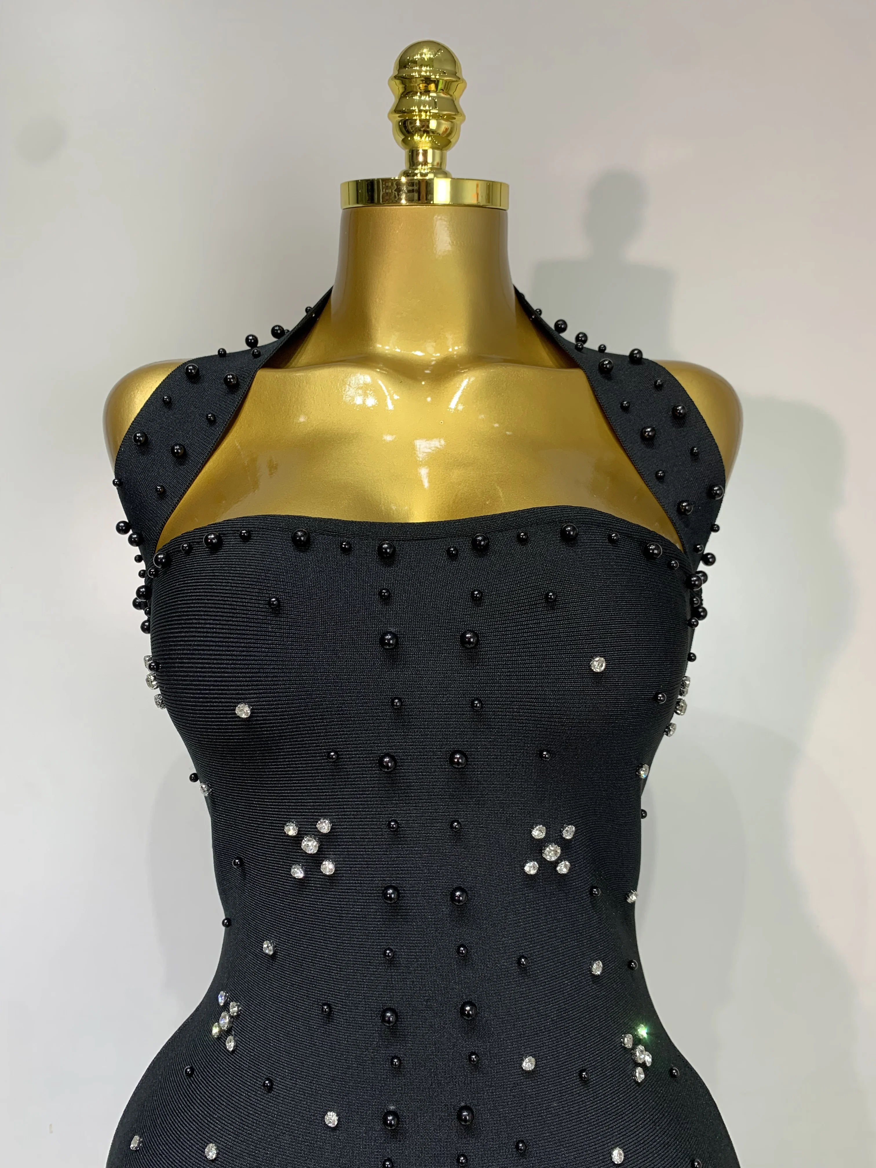 Women Sexy Halter Backless Shiny Rhinestone Pearl Bodycon Bandage Dress Celebirty Elegant Evening Party Luxury Birthday Dress Women Sexy Halter Backless Shiny Rhinestone Pearl Bodycon Bandage Dress Celebirty Elegant Evening Party Luxury Birthday Dress