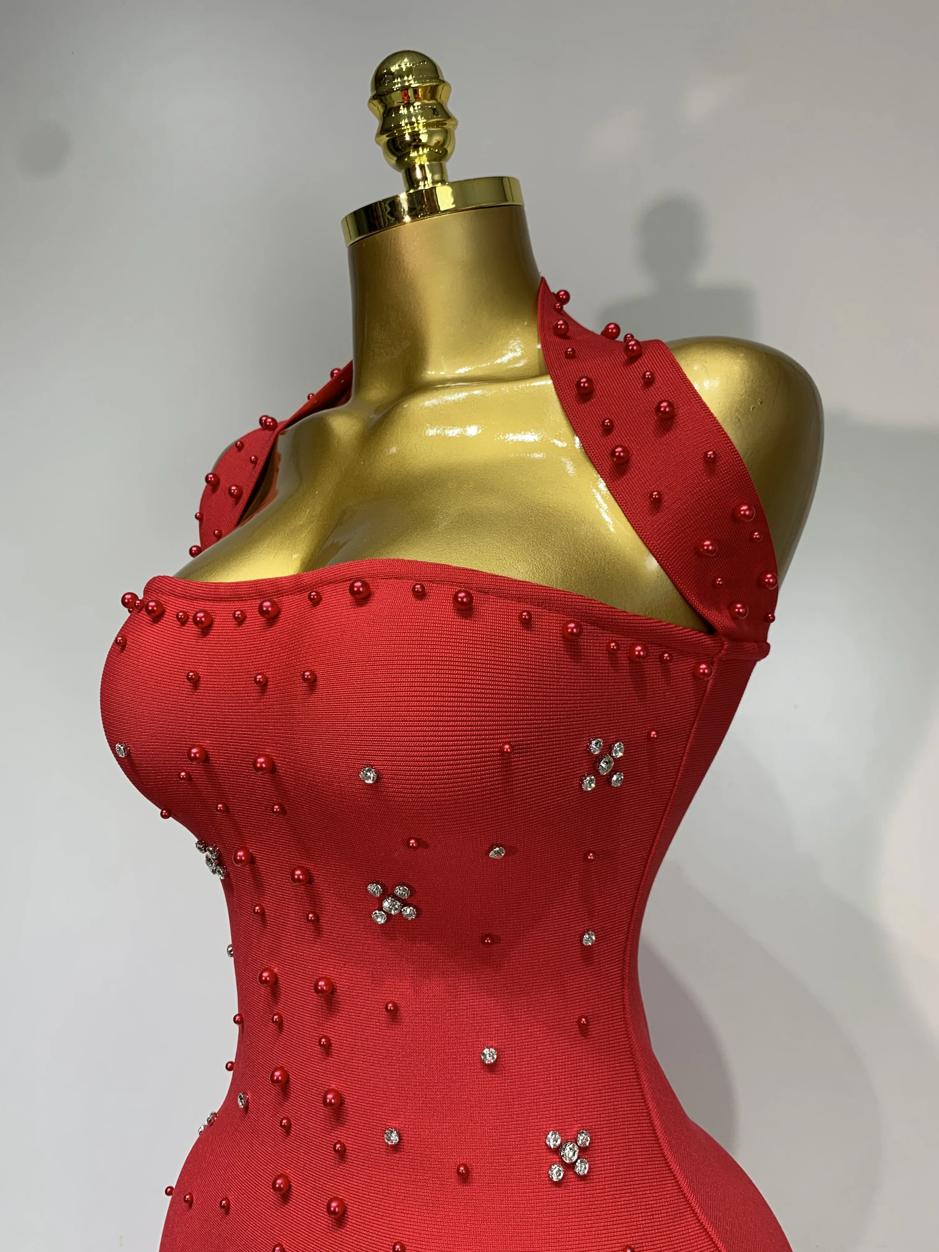 Women Sexy Halter Backless Shiny Rhinestone Pearl Bodycon Bandage Dress Celebirty Elegant Evening Party Luxury Birthday Dress Women Sexy Halter Backless Shiny Rhinestone Pearl Bodycon Bandage Dress Celebirty Elegant Evening Party Luxury Birthday Dress