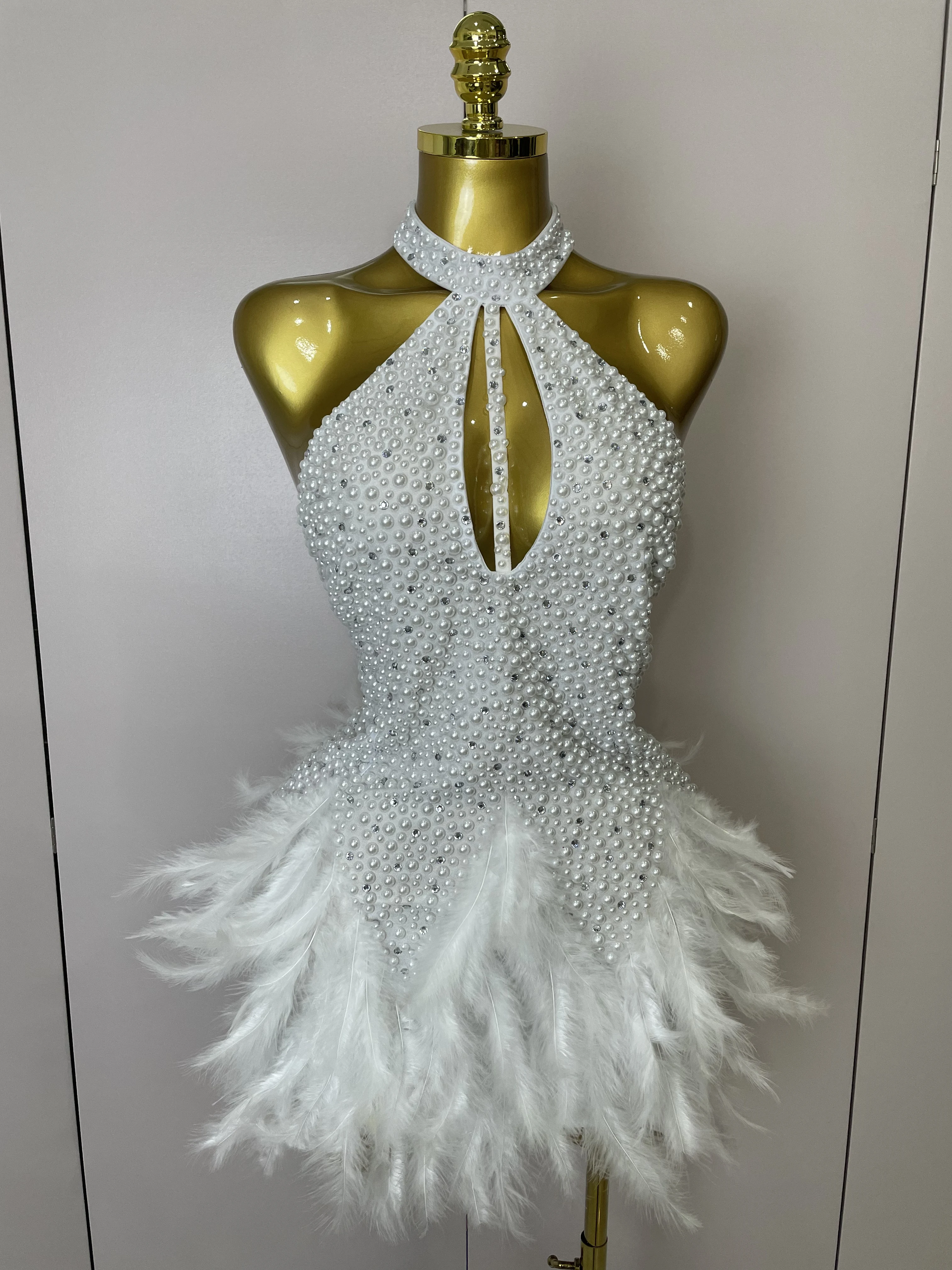 Women Luxury Black Rhinestones Pearls Feathers Halter Backless Short Dress Sexy Celebrate Birthday Dress Nightclub Stage Costume Women Luxury Black Rhinestones Pearls Feathers Halter Backless Short Dress Sexy Celebrate Birthday Dress Nightclub Stage Costume