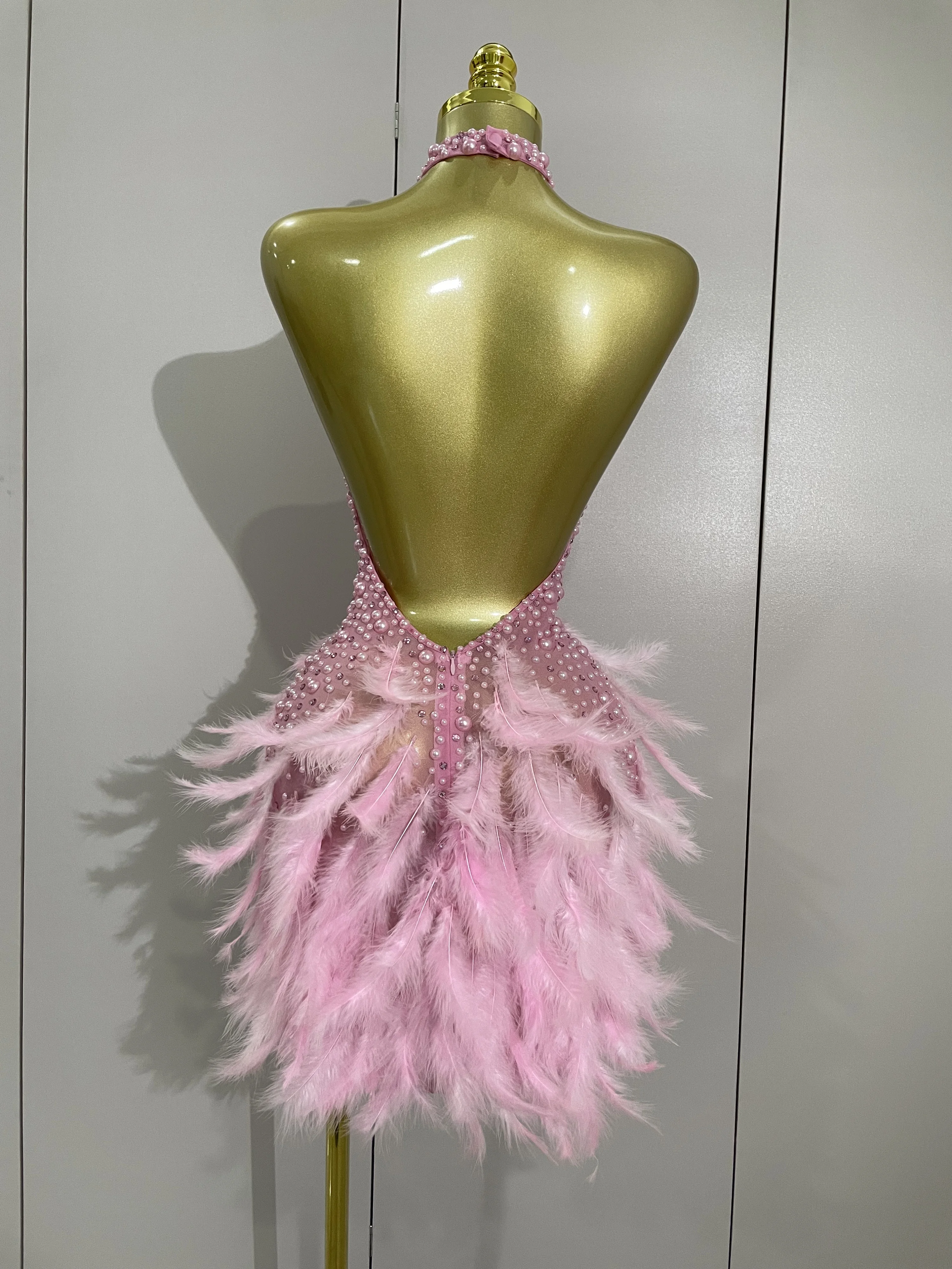 Women Luxury Black Rhinestones Pearls Feathers Halter Backless Short Dress Sexy Celebrate Birthday Dress Nightclub Stage Costume Women Luxury Black Rhinestones Pearls Feathers Halter Backless Short Dress Sexy Celebrate Birthday Dress Nightclub Stage Costume