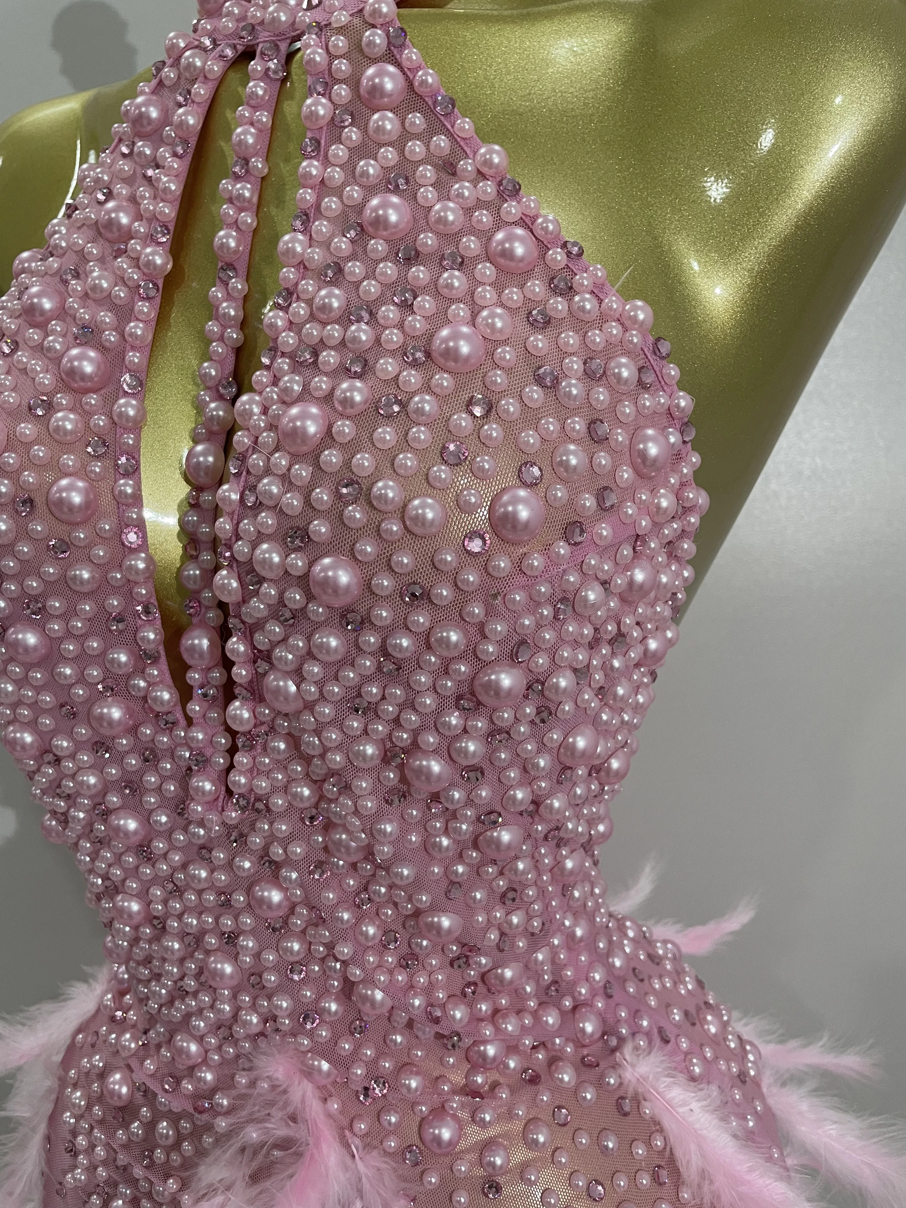 Women Luxury Black Rhinestones Pearls Feathers Halter Backless Short Dress Sexy Celebrate Birthday Dress Nightclub Stage Costume Women Luxury Black Rhinestones Pearls Feathers Halter Backless Short Dress Sexy Celebrate Birthday Dress Nightclub Stage Costume