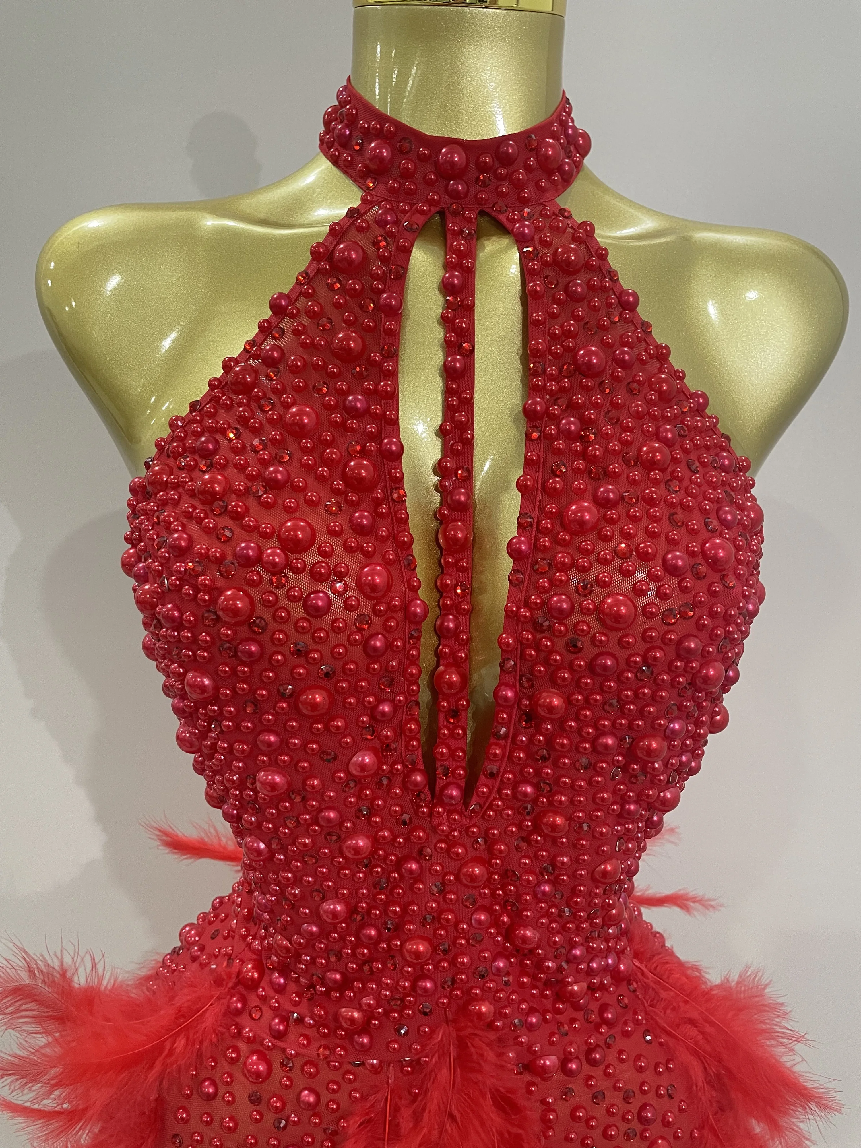 Women Luxury Black Rhinestones Pearls Feathers Halter Backless Short Dress Sexy Celebrate Birthday Dress Nightclub Stage Costume Women Luxury Black Rhinestones Pearls Feathers Halter Backless Short Dress Sexy Celebrate Birthday Dress Nightclub Stage Costume