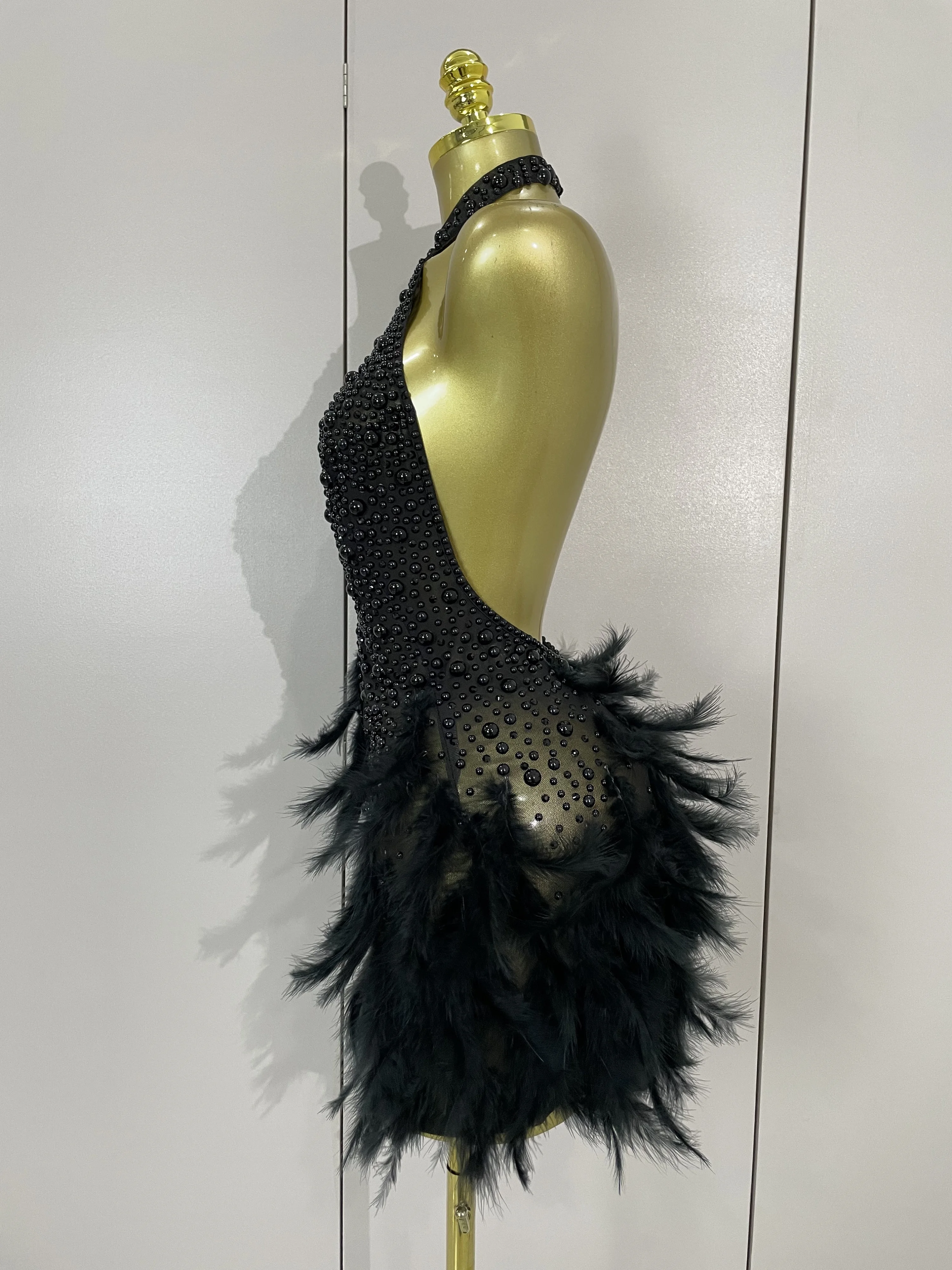 Women Luxury Black Rhinestones Pearls Feathers Halter Backless Short Dress Sexy Celebrate Birthday Dress Nightclub Stage Costume Women Luxury Black Rhinestones Pearls Feathers Halter Backless Short Dress Sexy Celebrate Birthday Dress Nightclub Stage Costume