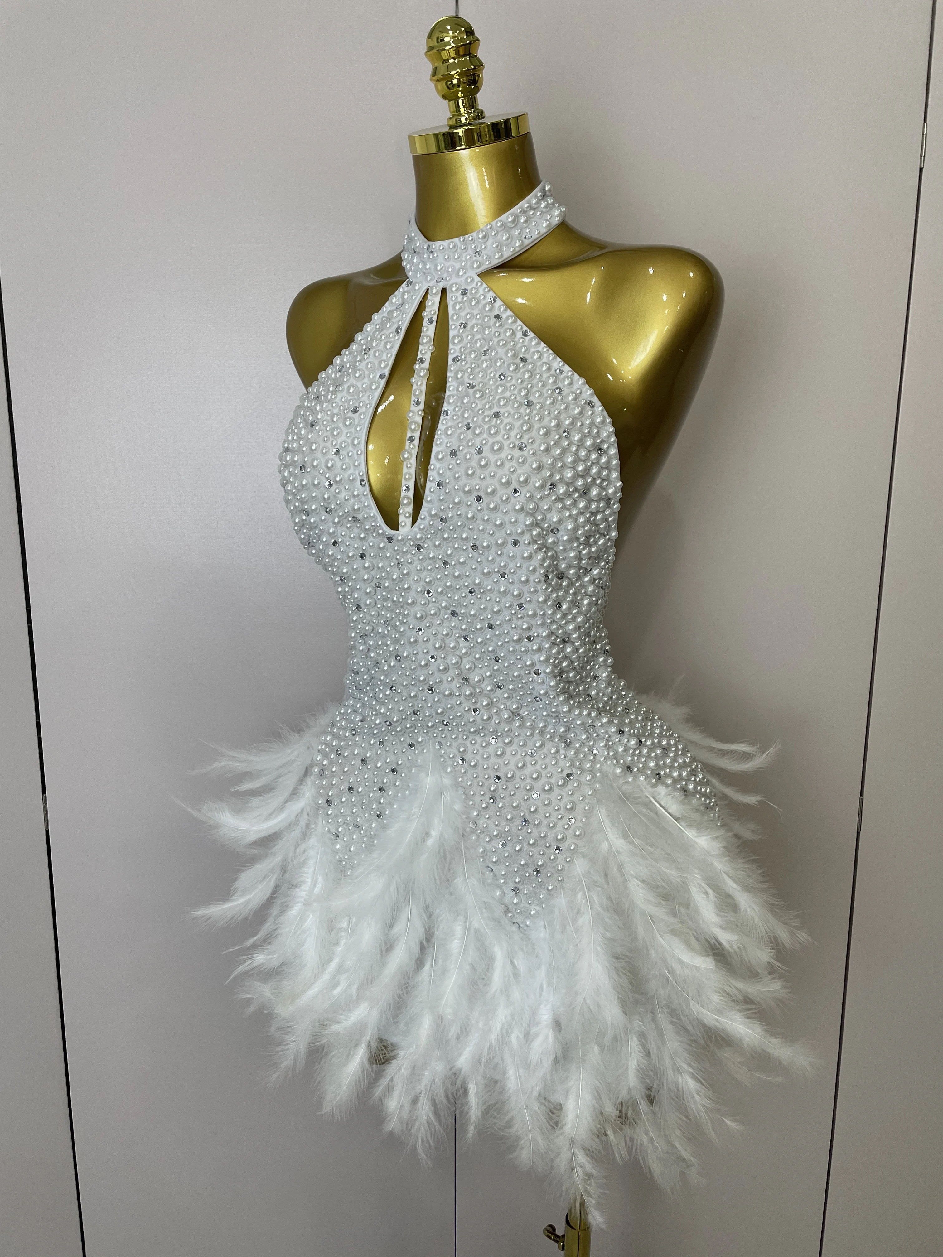 Women Luxury Black Rhinestones Pearls Feathers Halter Backless Short Dress Sexy Celebrate Birthday Dress Nightclub Stage Costume Women Luxury Black Rhinestones Pearls Feathers Halter Backless Short Dress Sexy Celebrate Birthday Dress Nightclub Stage Costume