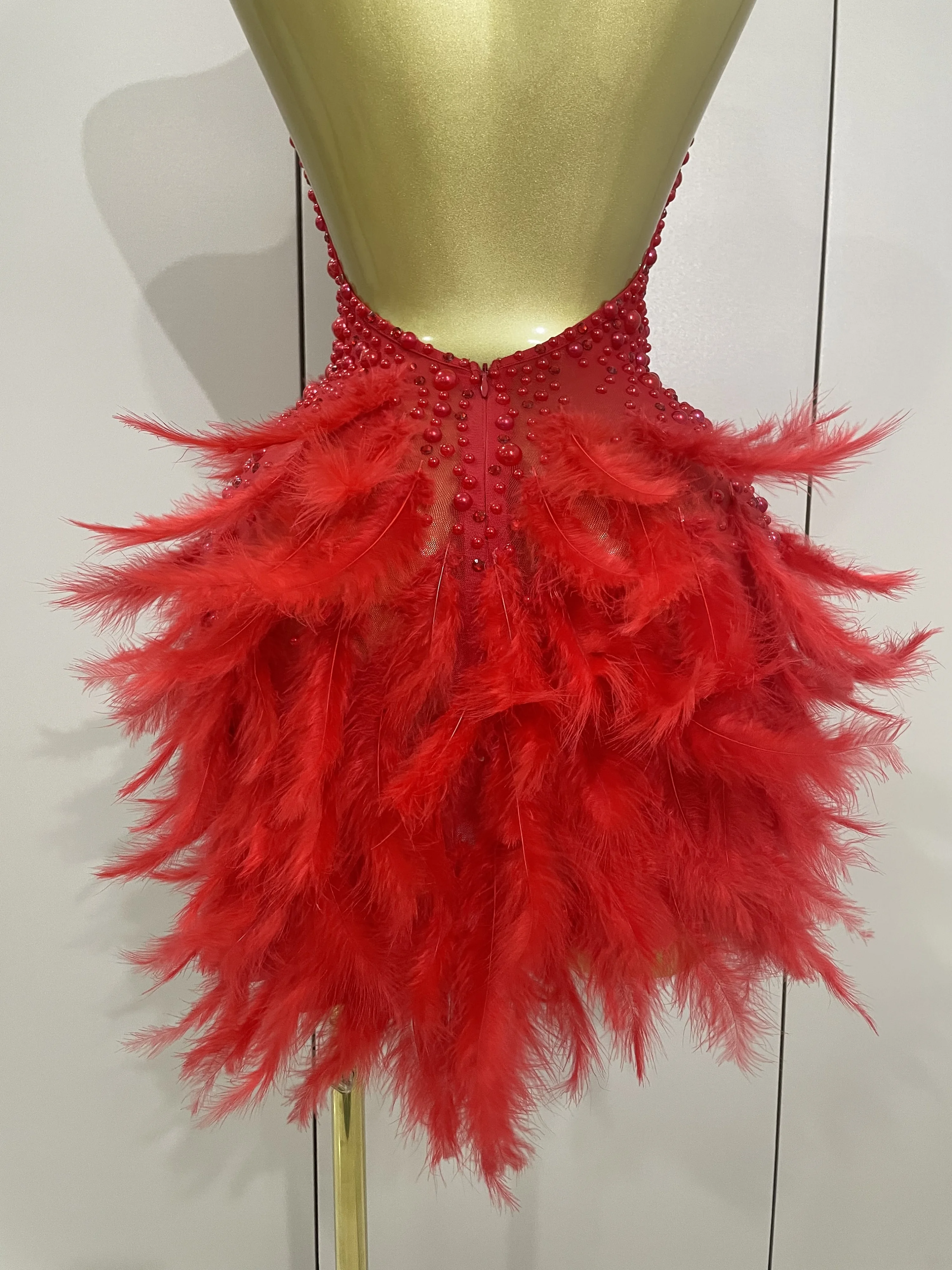 Women Luxury Black Rhinestones Pearls Feathers Halter Backless Short Dress Sexy Celebrate Birthday Dress Nightclub Stage Costume Women Luxury Black Rhinestones Pearls Feathers Halter Backless Short Dress Sexy Celebrate Birthday Dress Nightclub Stage Costume
