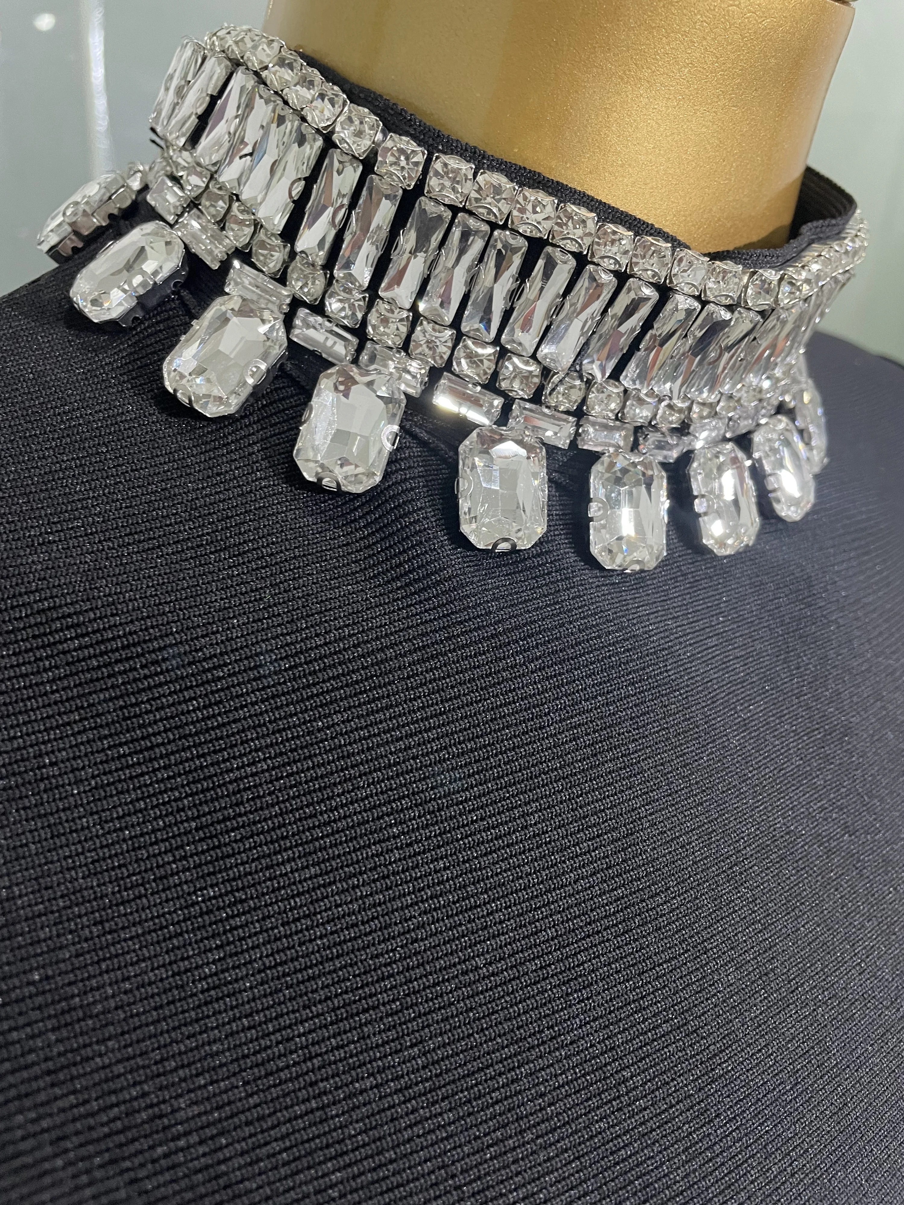 2025 Women Sexy Flare Sleeve Sparkly Crystal Black Bodycon Bandage Long Dress Elegant Evening Party Celebrate Red Carpet Dress