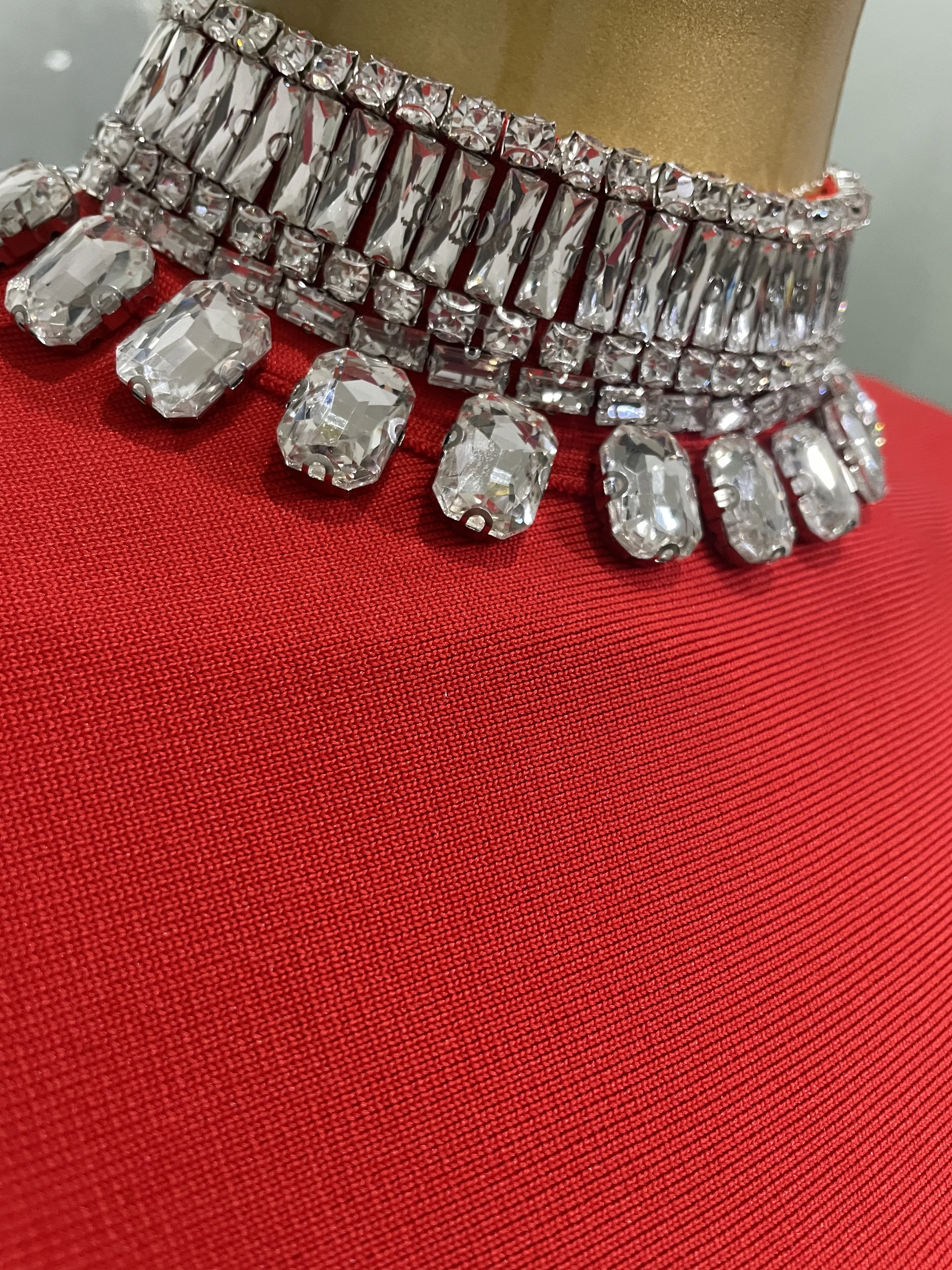 2025 Women Sexy Flare Sleeve Sparkly Crystal Black Bodycon Bandage Long Dress Elegant Evening Party Celebrate Red Carpet Dress