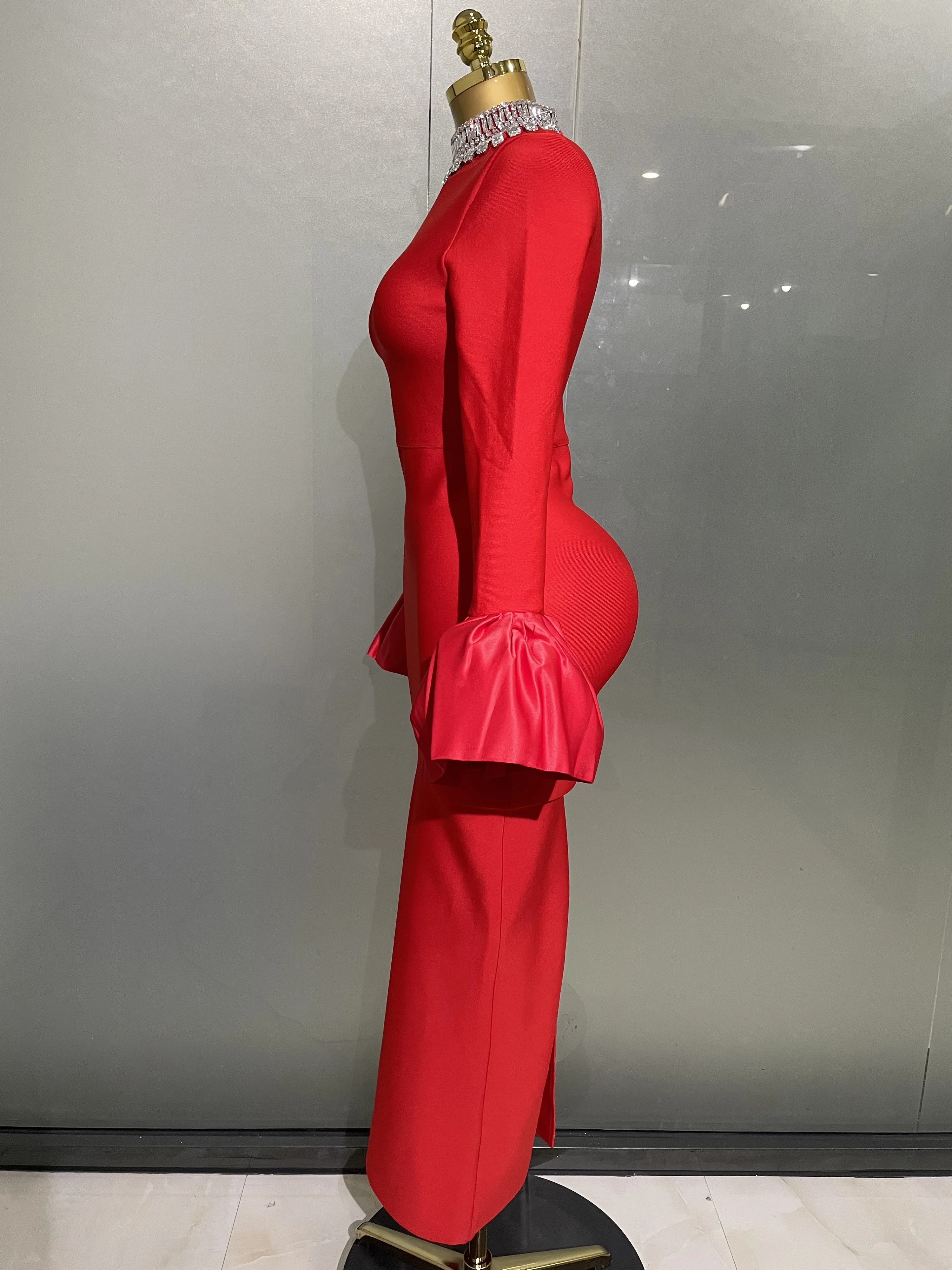 2025 Women Sexy Flare Sleeve Sparkly Crystal Black Bodycon Bandage Long Dress Elegant Evening Party Celebrate Red Carpet Dress