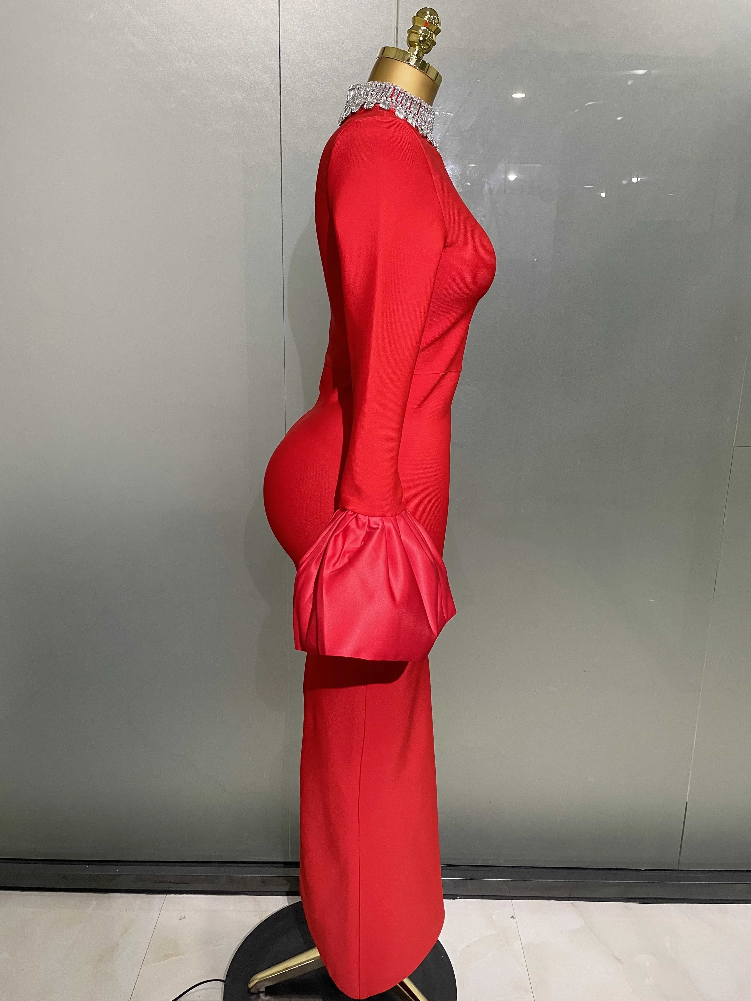 2025 Women Sexy Flare Sleeve Sparkly Crystal Black Bodycon Bandage Long Dress Elegant Evening Party Celebrate Red Carpet Dress