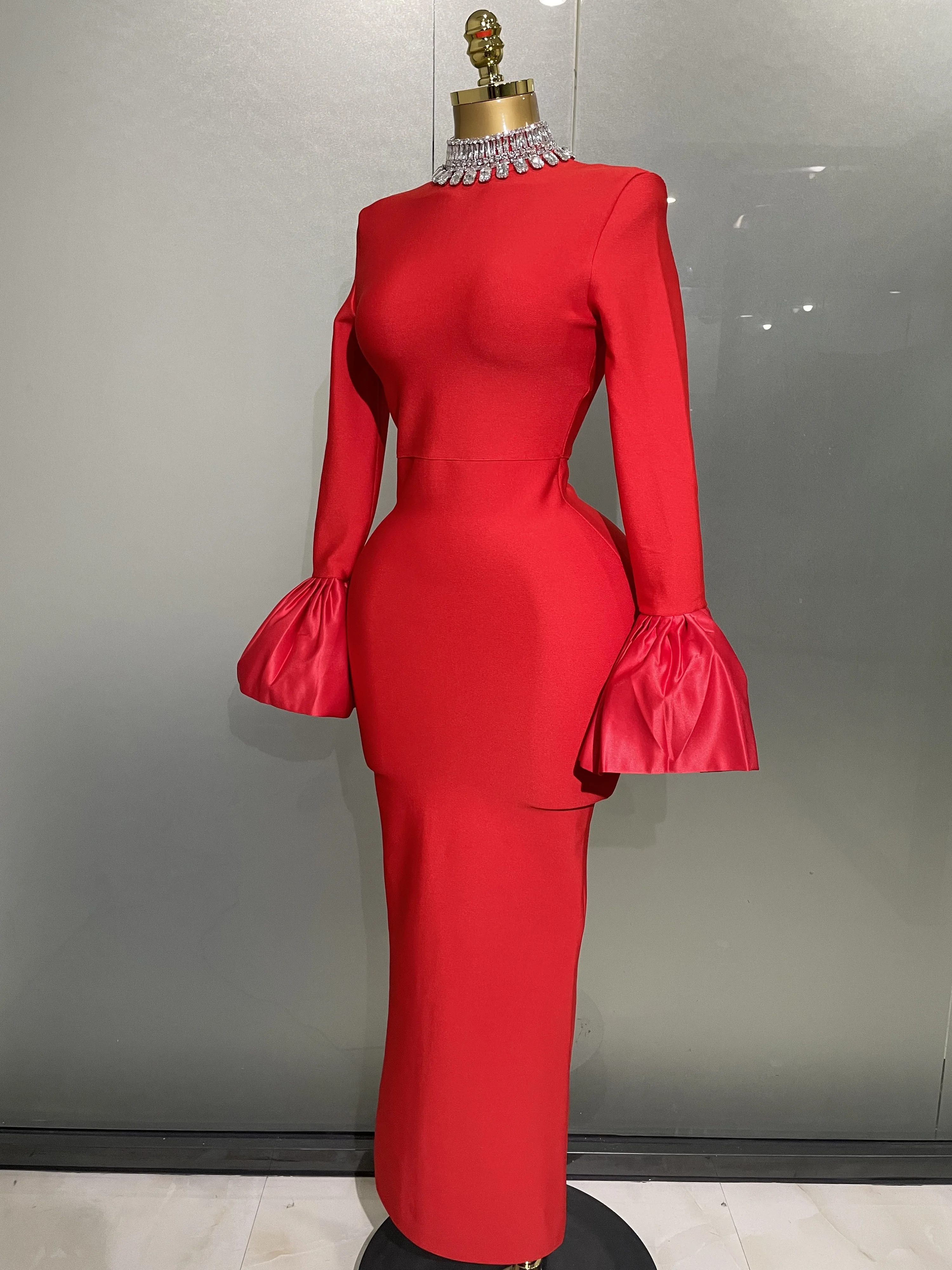 2025 Women Sexy Flare Sleeve Sparkly Crystal Black Bodycon Bandage Long Dress Elegant Evening Party Celebrate Red Carpet Dress